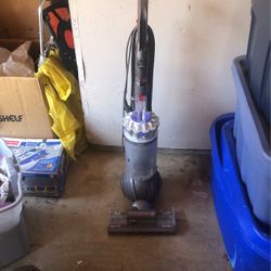 Dyson Vaccuum Animalpro+ 
