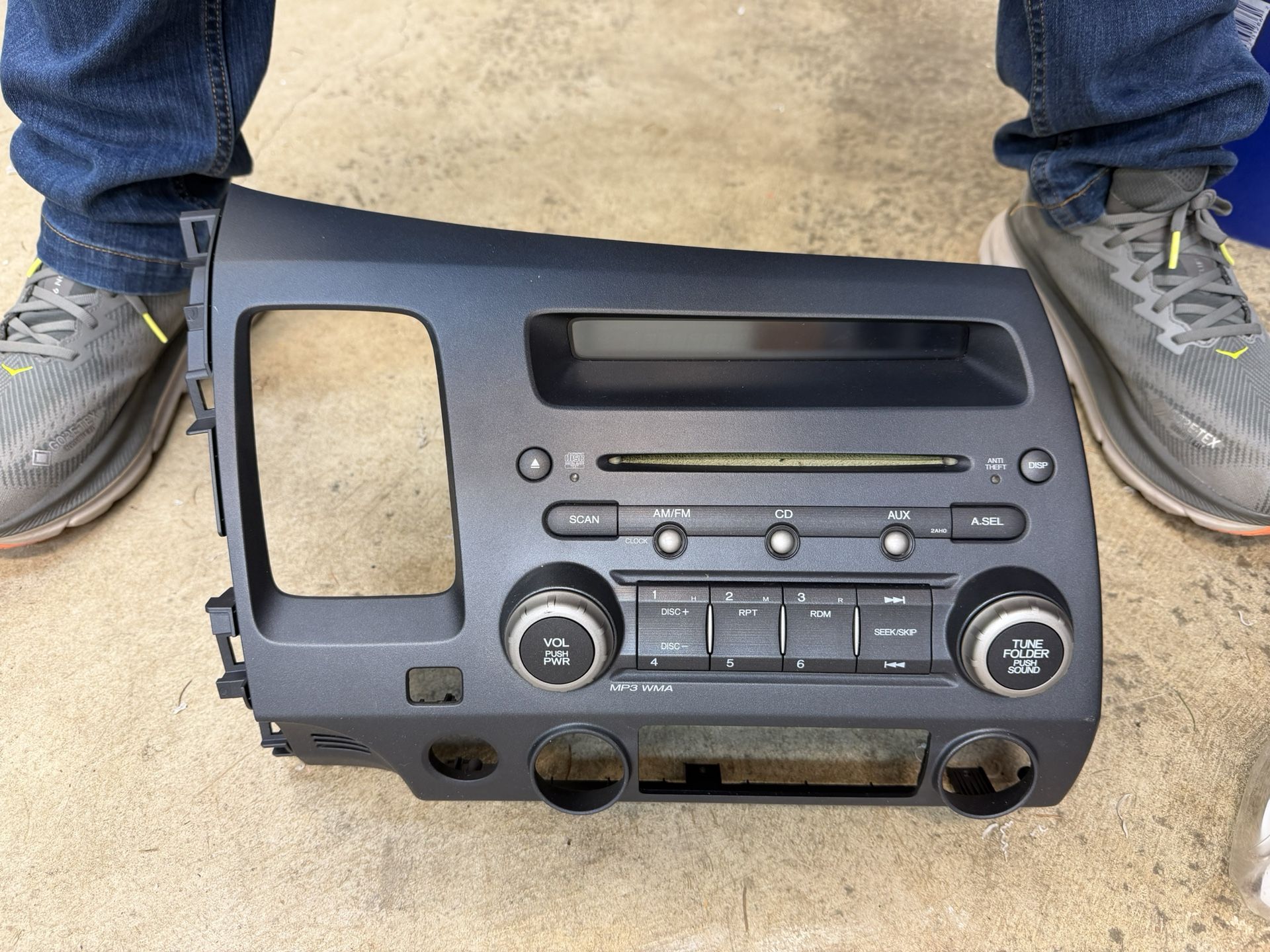 8th Gen Honda Civic Radio