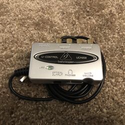 Behringer UCA202 USB Audio Interface