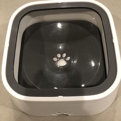 Pet Spill Proof Water Dish