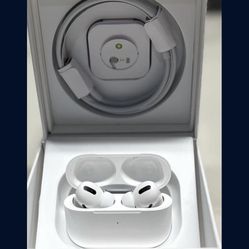 Apple AirPods Pro 1 Brand New 2023