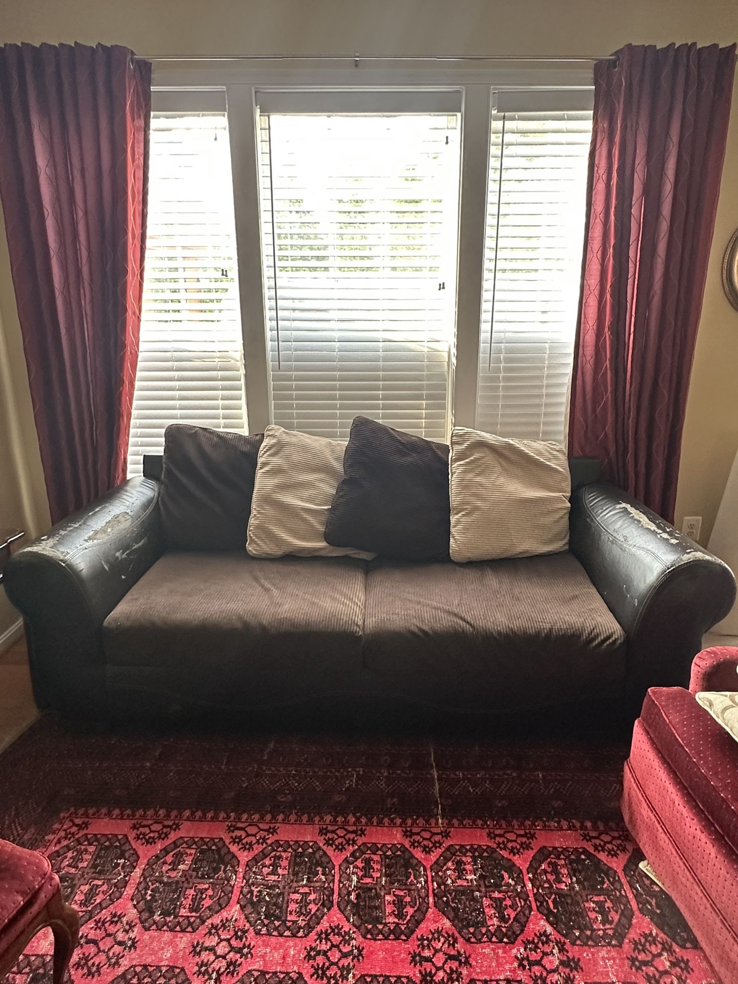 FREE SOFAS 