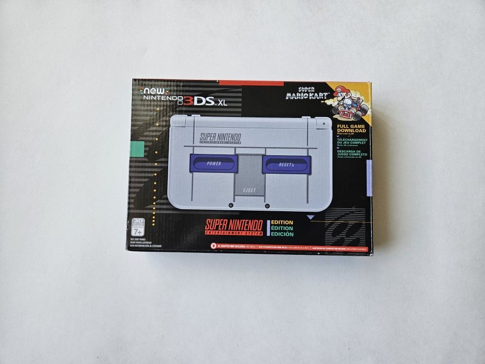 New Nintendo 3DS XL Super NES in Gray