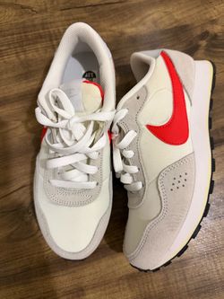 Nike Kids Sneakers Size 3.5Y