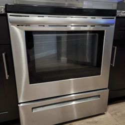 Frigidaire Electric Stove