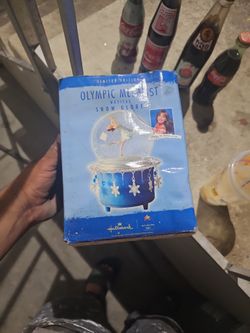 Olympic Medalist Musical Snow Globe