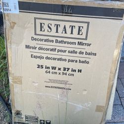 Decorative bathroom mirror