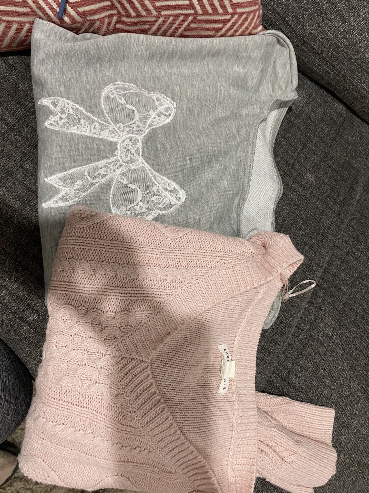 Women’s Sweaters Size Small