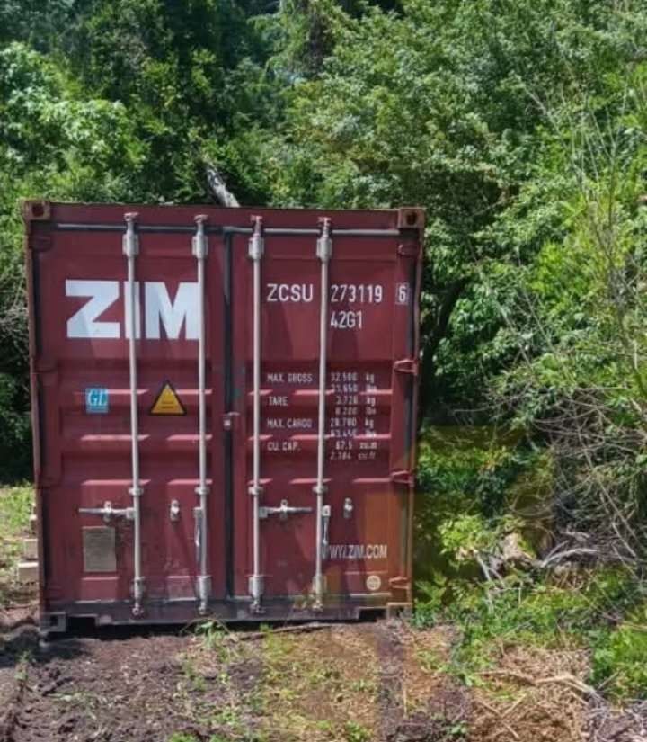 #Containers For Salle 