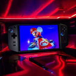 Lenovo Legion GO with 5,000 Games