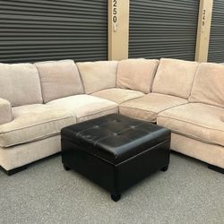 Sectional Couch 