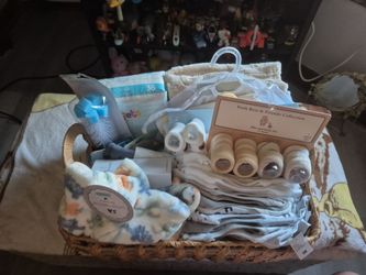 Baby boy gift basket