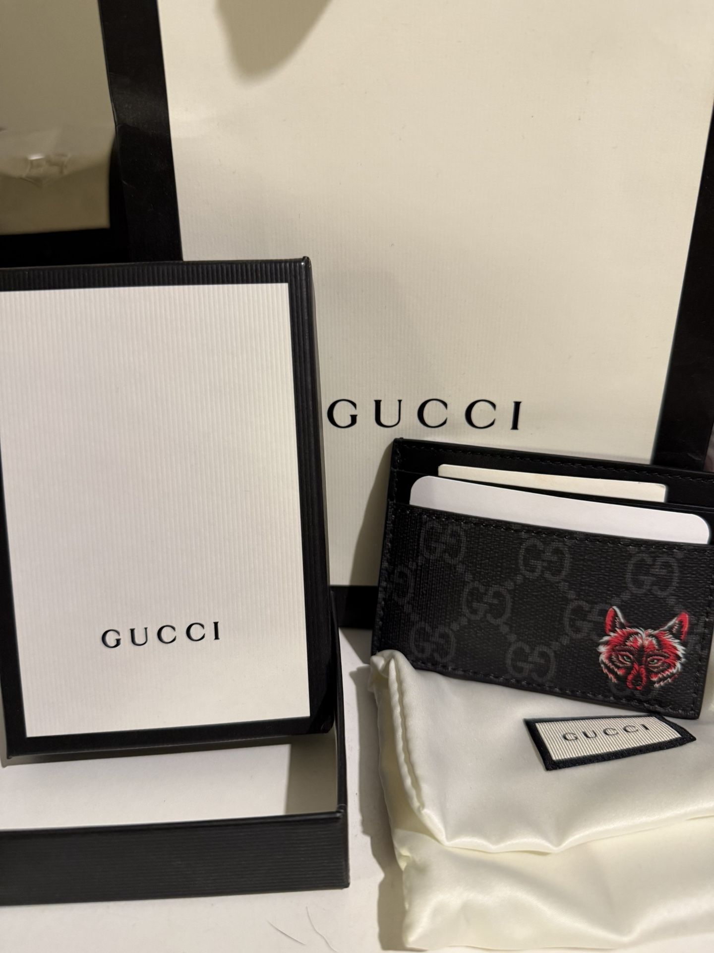 Limited Edition Gucci GG supreme monogram Card Holder with wolf or fox
