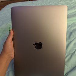 MacBook Pro 13-inch M1 2020 ch