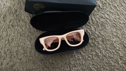 Ray-Ban Wayfarer Puffer RB4940 – Solid Nude/Dark Pink