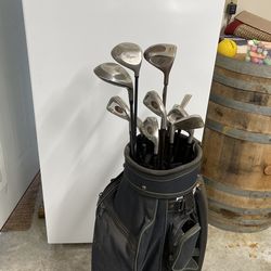 10 Golf Clubs And Bag 