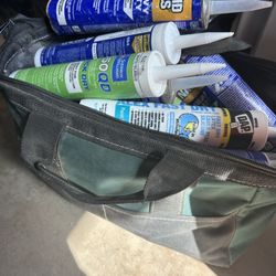 Caja Llena De Liquid Nails 