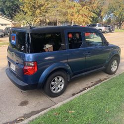 For Sale 2006 Honda Element.