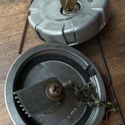 3.5” Kenworth Locking Cap