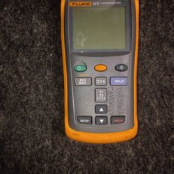 Fluke 52 II dual input Digital Thermometer 