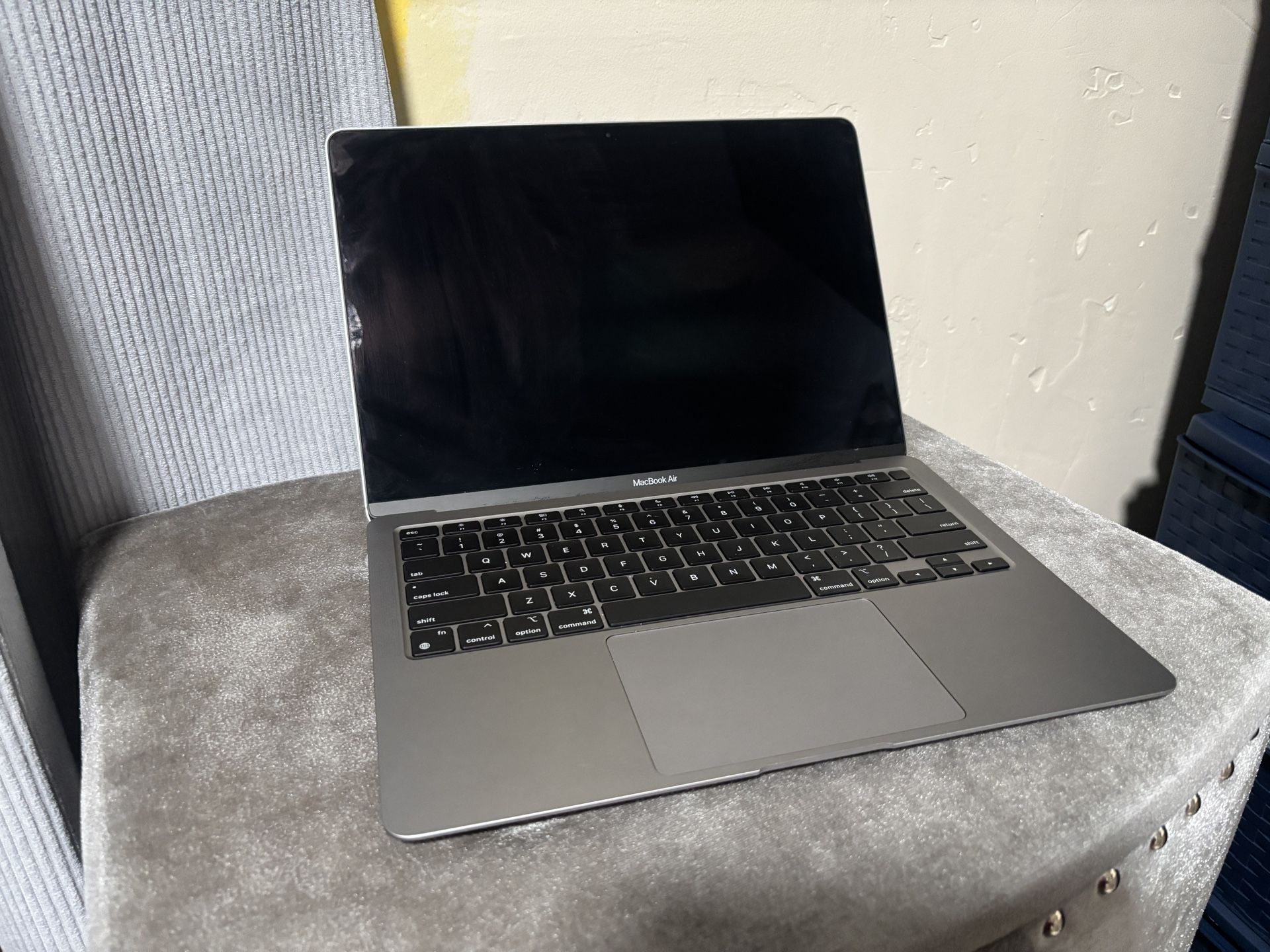 MacBook Air (2021) Is
