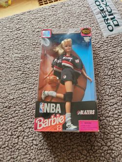 1998 Blazer barbie NIB