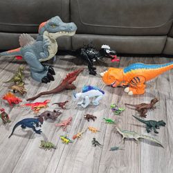 Huge Dinosaur LOT 25+