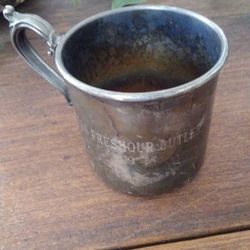 Vintage Rogers Silver Plate Child's Cup