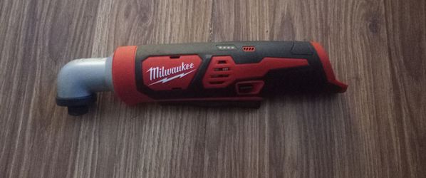 Milwaukee M12 Right Angle impact driver 1/4 hex