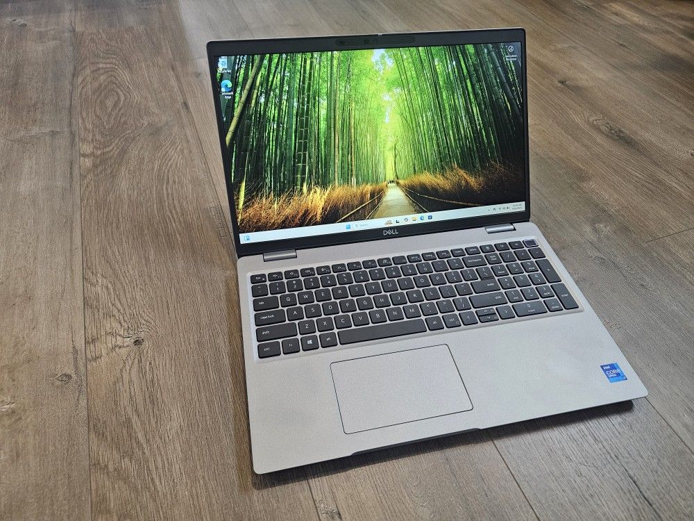 Gaming laptop Workstation DELL Precision 3561 Intel Core i7 11th Gen 32gb Ram 512gb ssd Nvidia T600 windows 11 pro