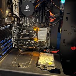 i7 Gaming Pc With 24g Ram, And Intel(R) HD Graphics 630 card.