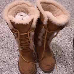 Ugg Boots (Comes With Free Boots)
