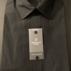 Van Heusen (Black) Collar Shirt Size: Medium
