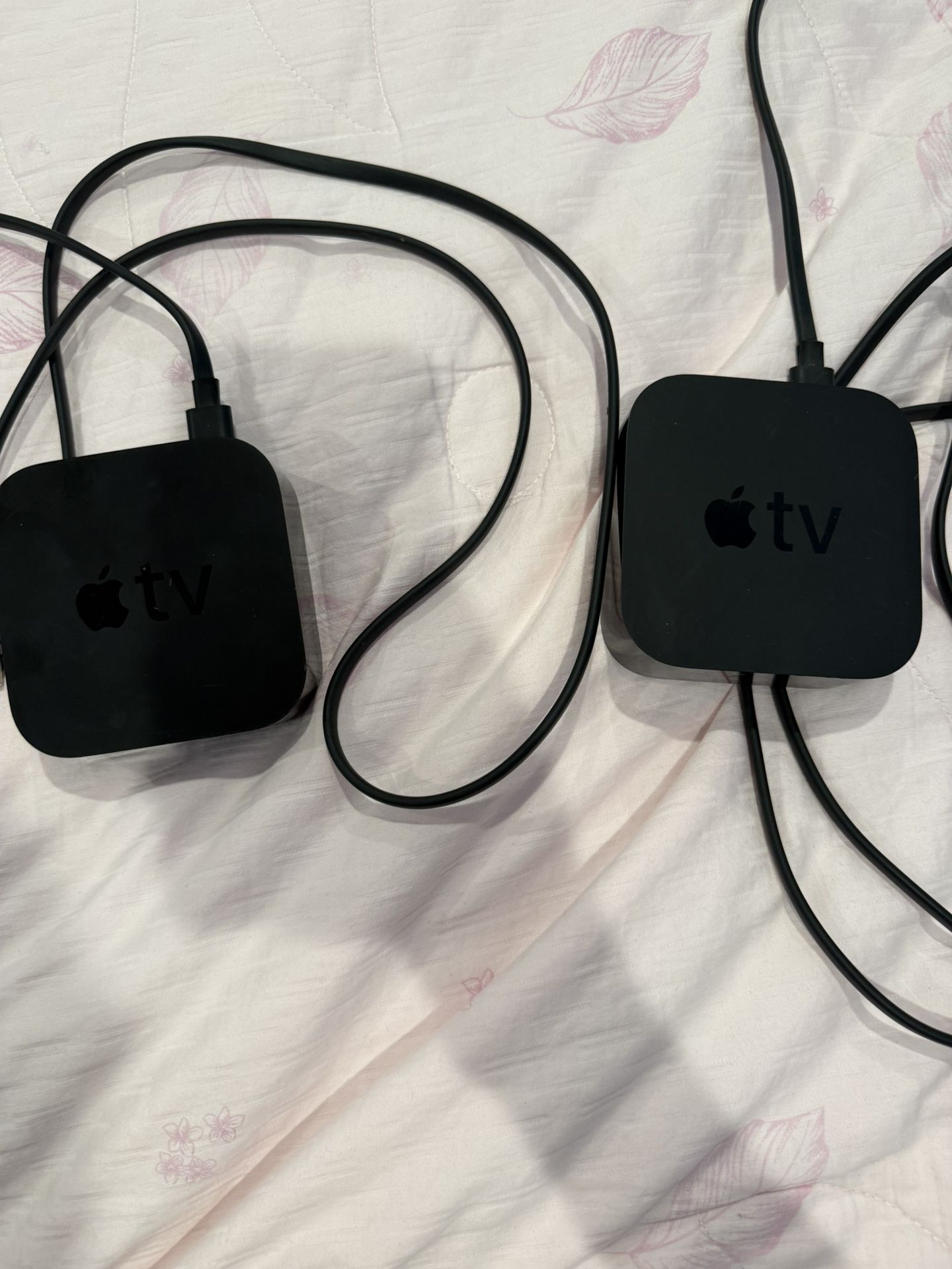 2 Apple TVs