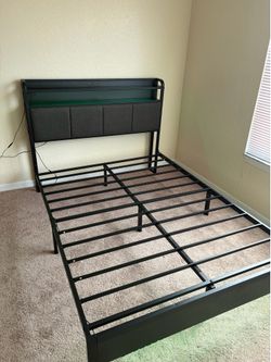 Queen size LED light bed