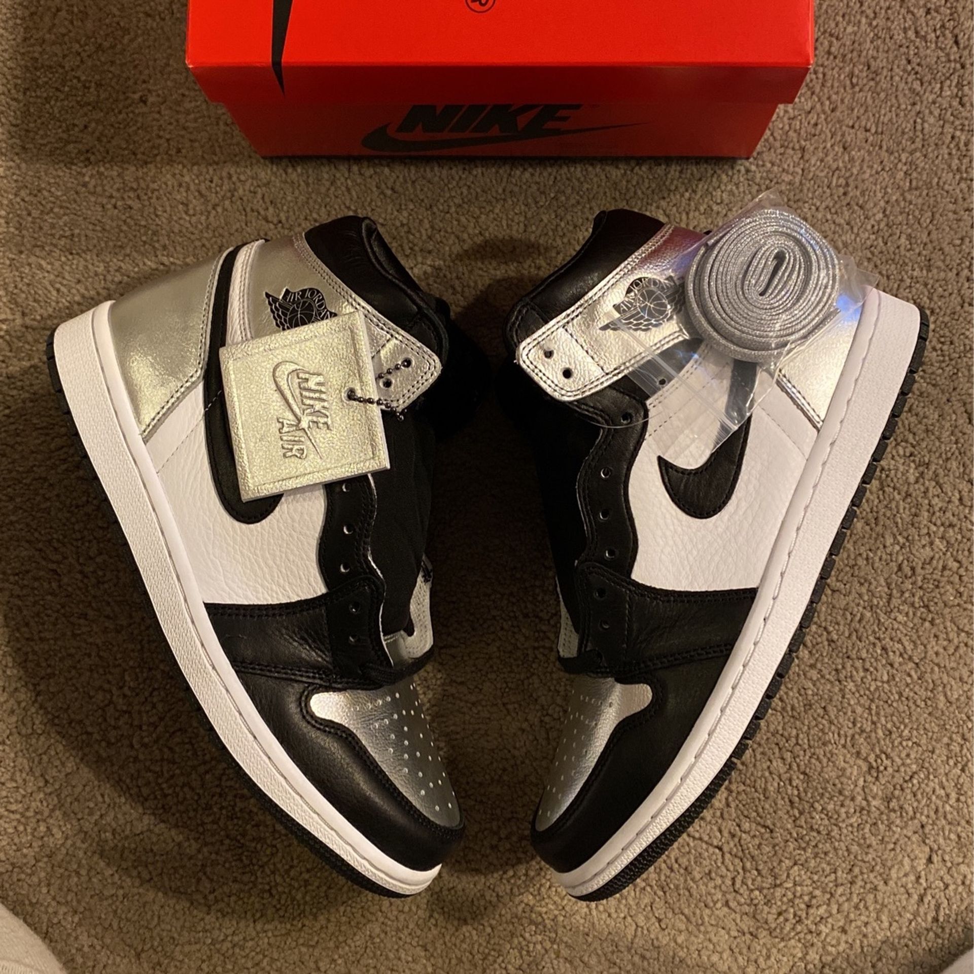 Air Jordan 1 “silver Toe” Size 9W 7.5m