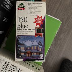 Yule Rite 150 Blue Indoor/Outdoor Icicle Miniature Lights
