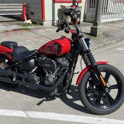 2022 Harley Street Bob 114