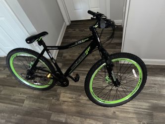 Mountain Bike (Black & Lime Green) for Sale in Atlanta, GA - OfferUp