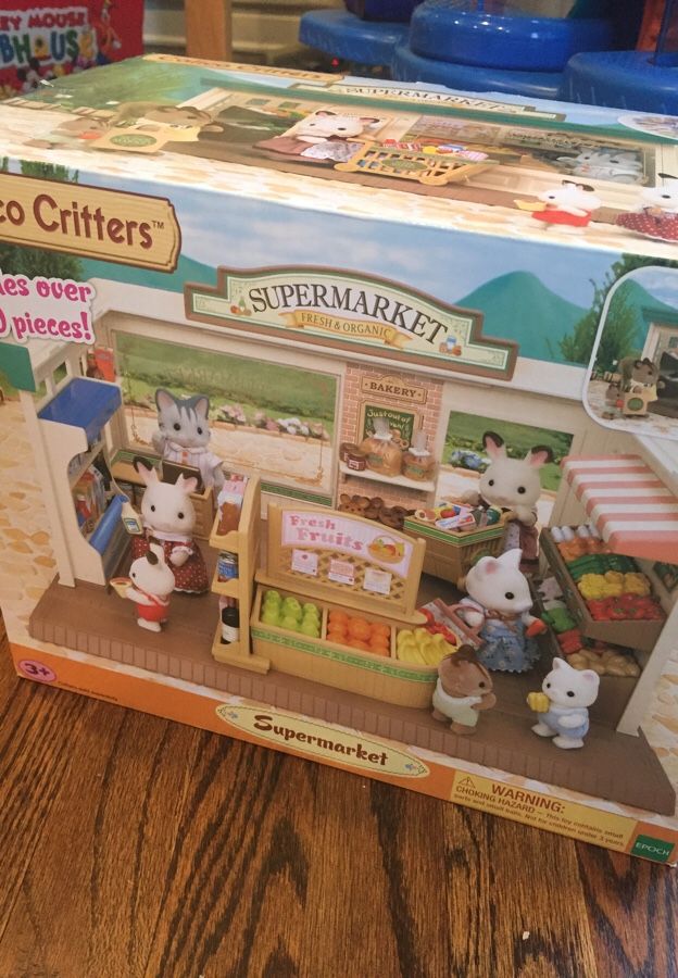 Calico Critters Supermarket Play Set