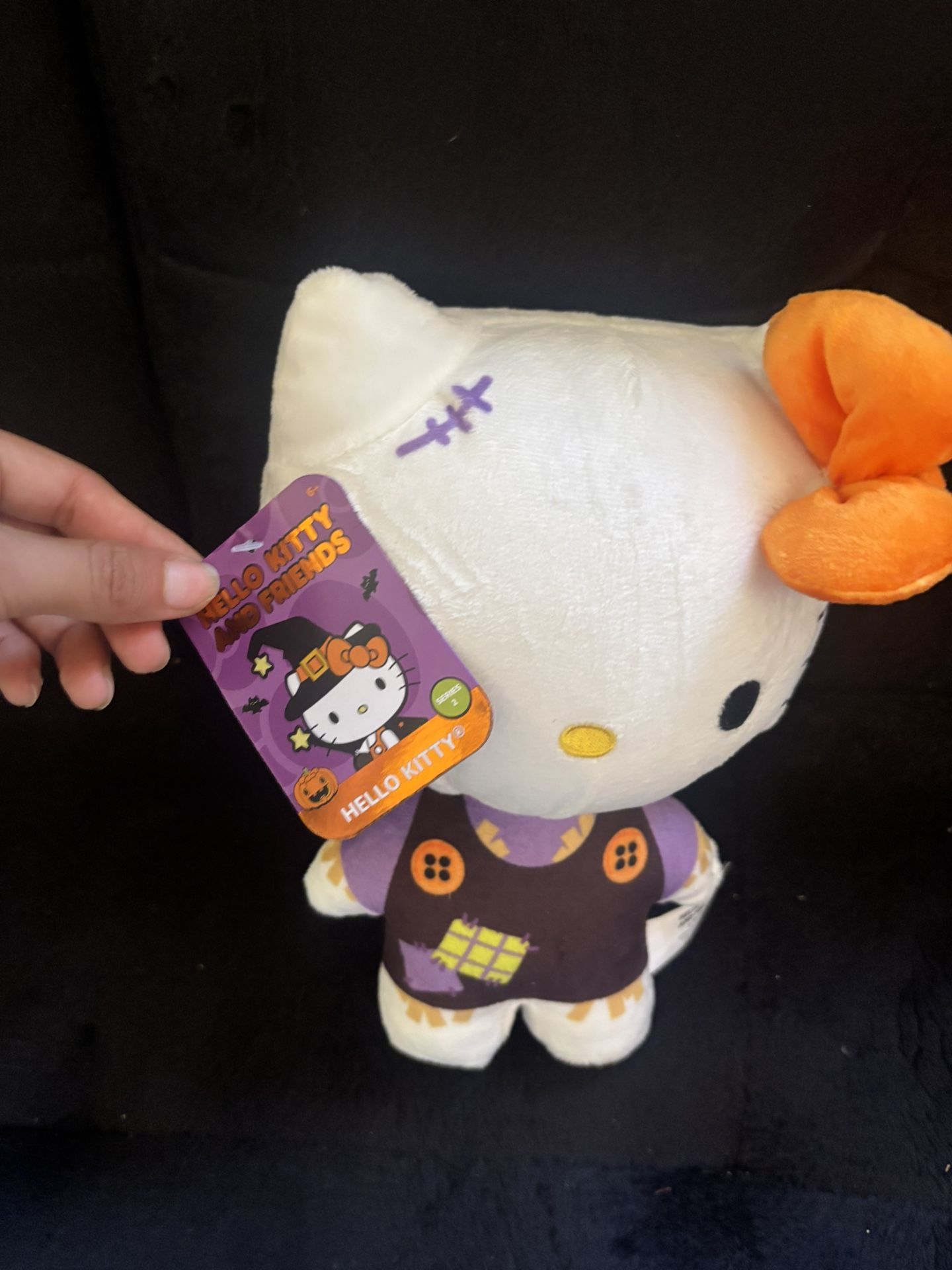Hello Kitty Halloween plushy