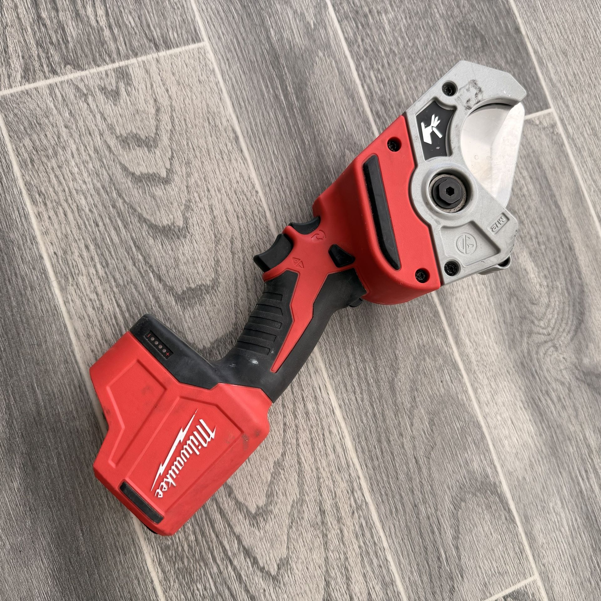 Milwaukee M12 Pipe SHEAR / PVC / TOOL ONLY