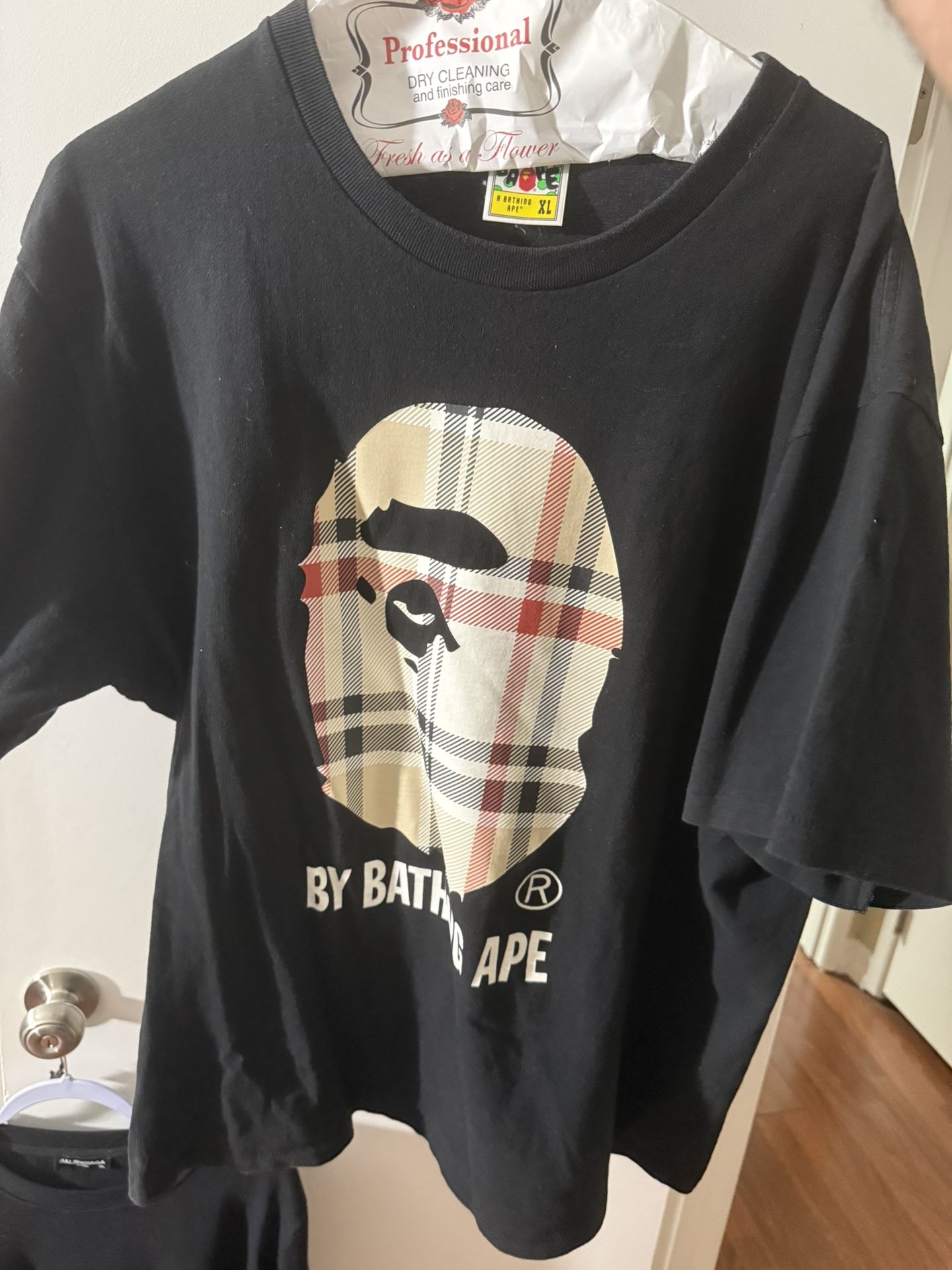 Burberry Bape T