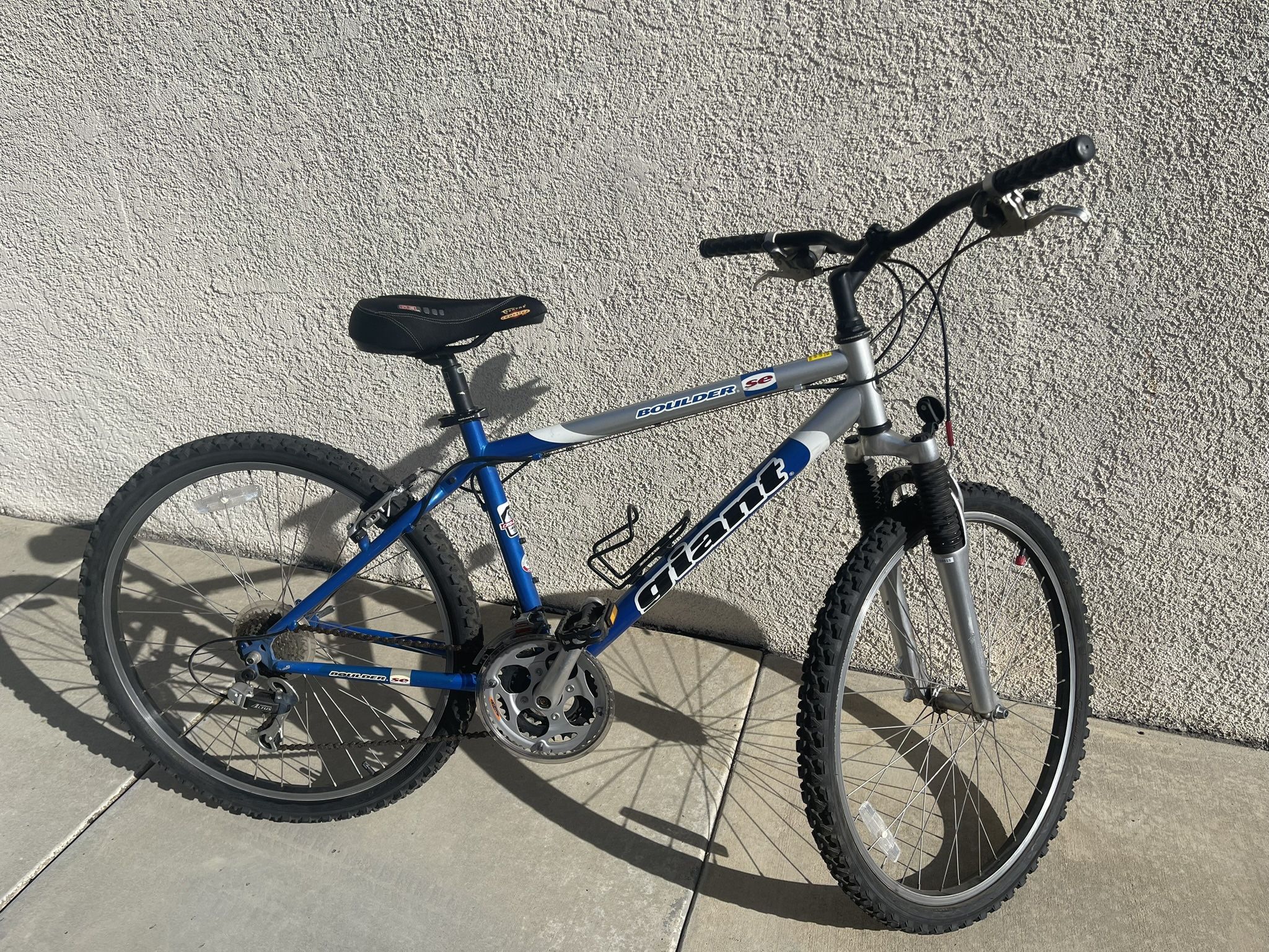 Giant Mountain Bike