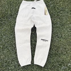 Light Oat Essential Sweats 