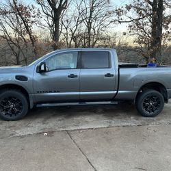 2018 Nissan Titan