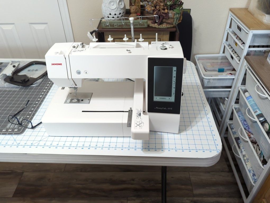 Janome MC500E Embroidery machine and Accessories