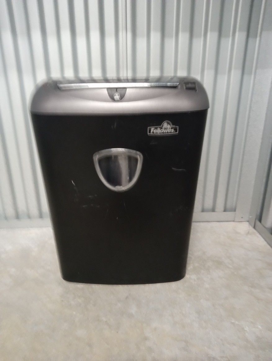 Paper Shredder 