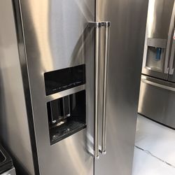 22.6 Cu.ft. Counter-Depth Side By Side Refrigerator 
