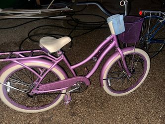 Huffy Nel Lusso 24-inch Cruiser Bike
